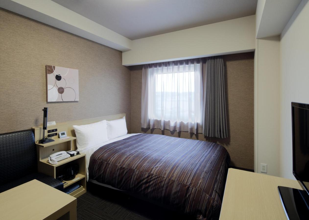 Hotel Route-Inn Tsuyama Ekimae Exteriör bild